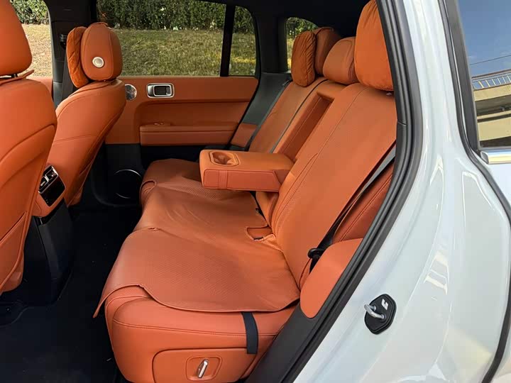 Фото 9 - LiXiang L6