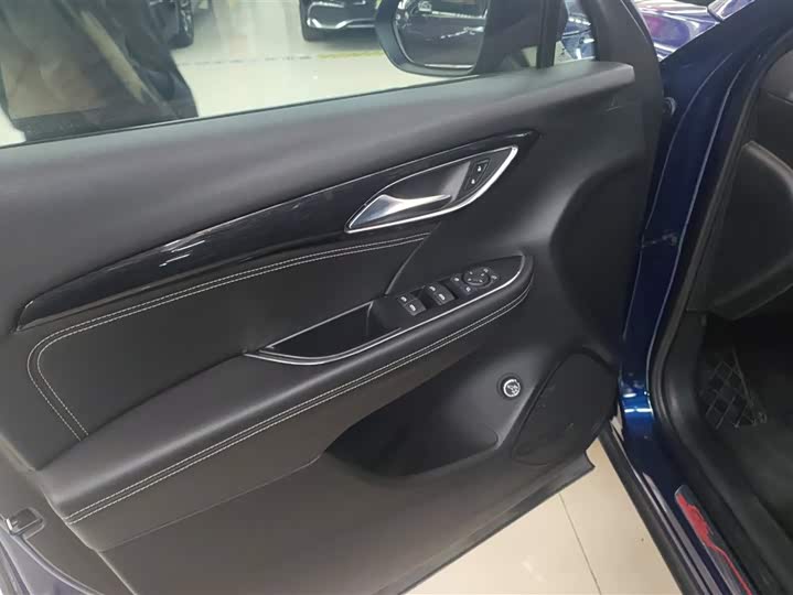 Фото 7 - Buick Envision Plus