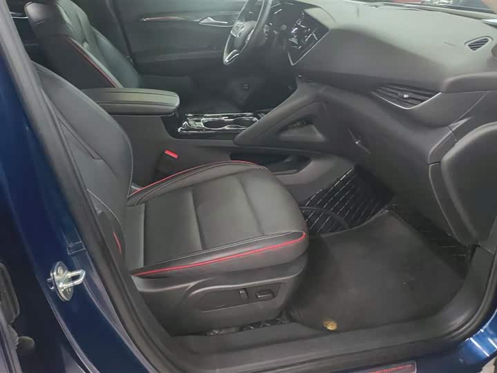 Фото 8 - Buick Envision Plus