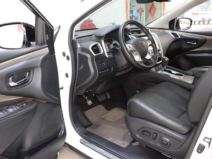 Photo 9 - Nissan Murano