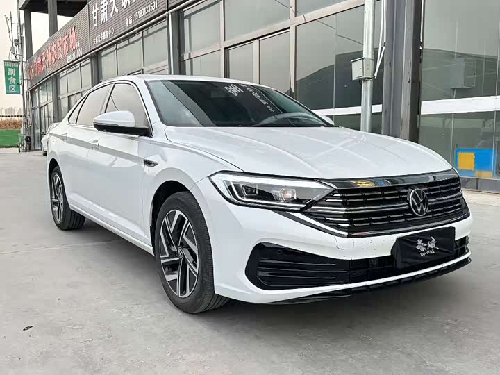 Фото 3 - Volkswagen Sagitar L