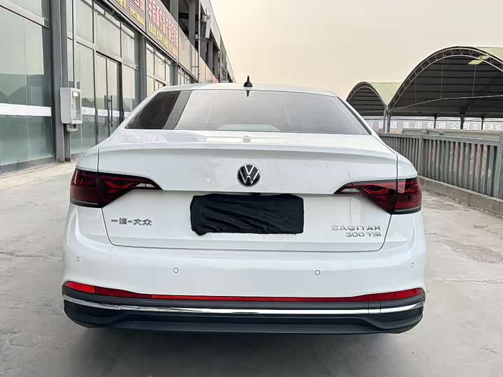 Фото 5 - Volkswagen Sagitar L
