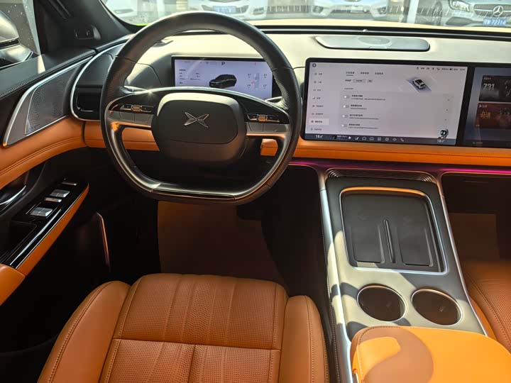 Фото 4 - XPeng G9