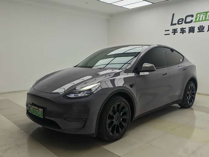 Photo 1 - Tesla Model Y