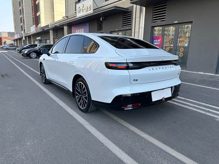 Photo 6 - Leapmotor B01