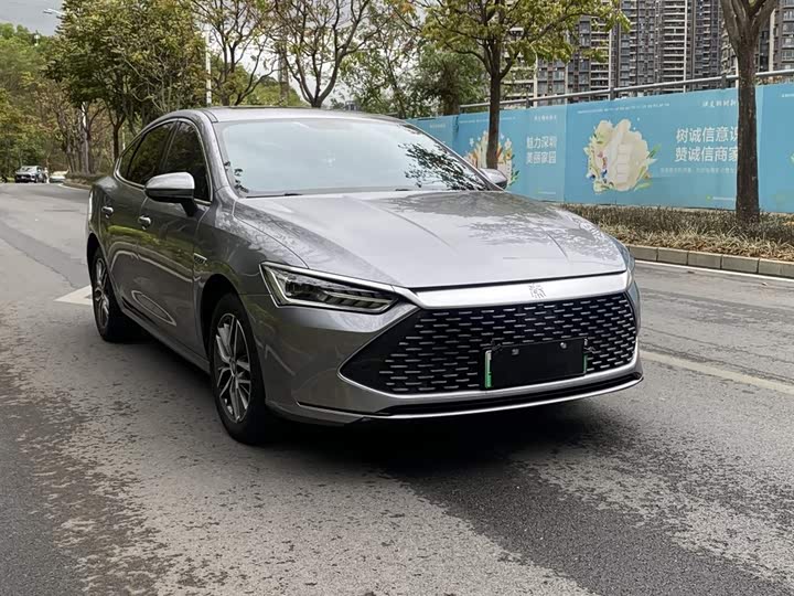 Фото 3 - BYD Qin Plus