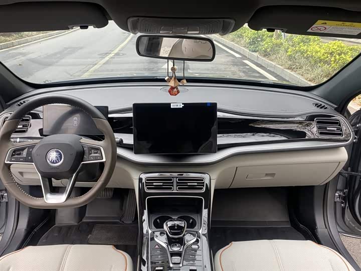 Фото 9 - BYD Qin Plus