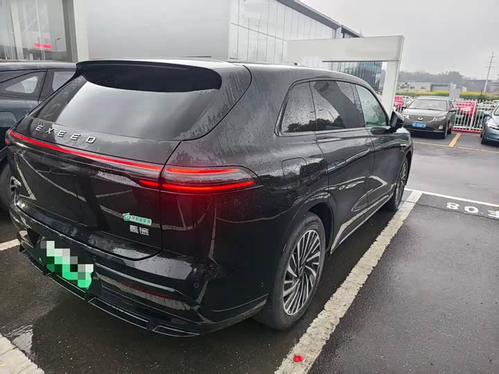 Photo 9 - Exeed Sterra ET