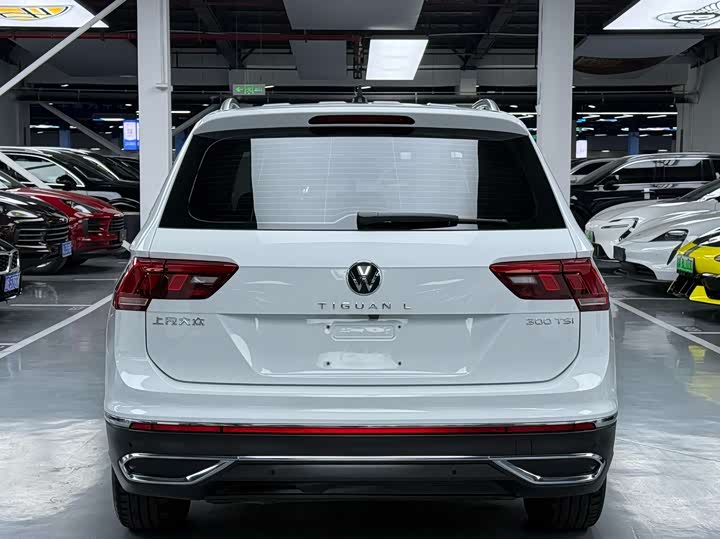 Фото 5 - Volkswagen Tiguan L Pro