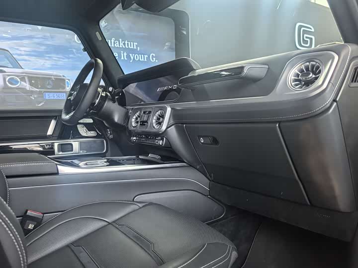 Photo 9 - Mercedes-Benz G-Class AMG
