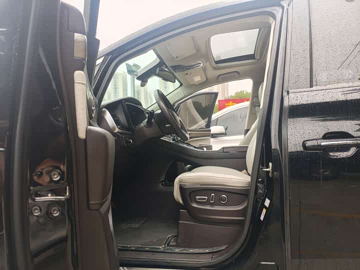 Фото 8 - GAC Trumpchi M8