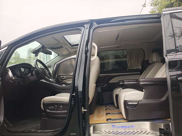 Фото 9 - GAC Trumpchi M8