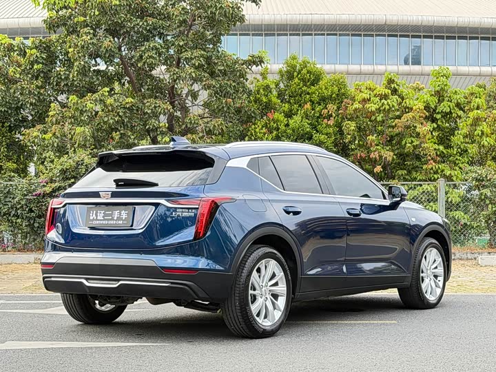 Фото 4 - Cadillac GT4