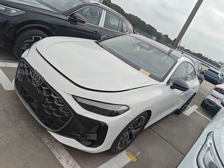 Фото 1 - Audi A5L Sportback