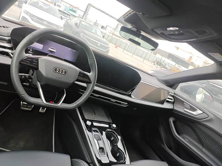 Фото 3 - Audi A5L Sportback