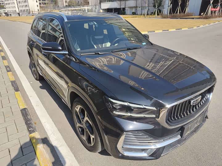 Photo 3 - Geely Monjaro