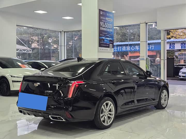 Фото 6 - Cadillac CT4