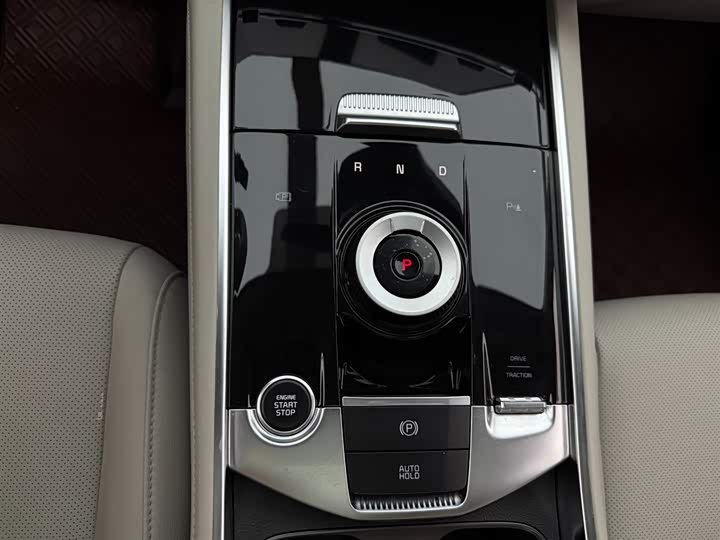 Фото 9 - Kia Sportage