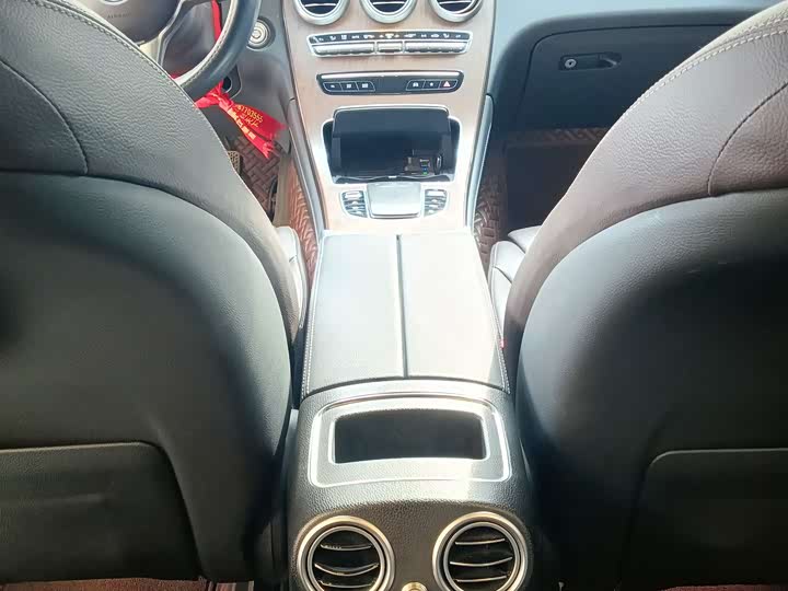 Photo 6 - Mercedes-Benz GLC-Class