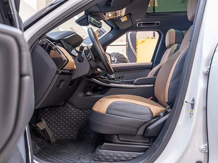 Photo 2 - Land Rover Range Rover Sport