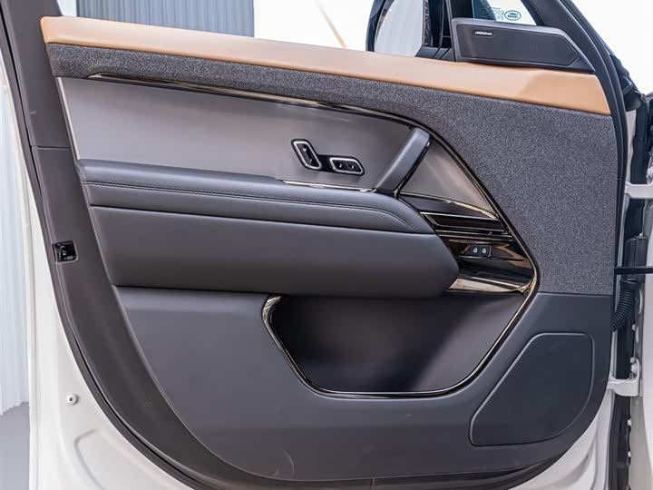 Photo 6 - Land Rover Range Rover Sport