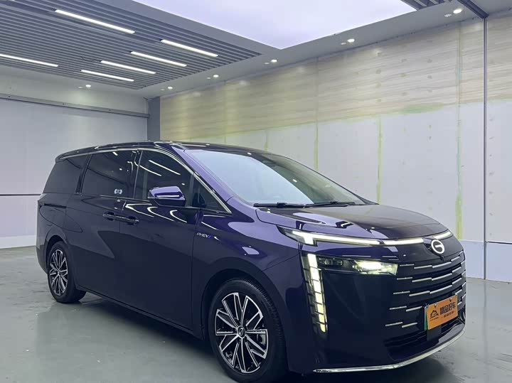 Photo 3 - GAC Trumpchi E8