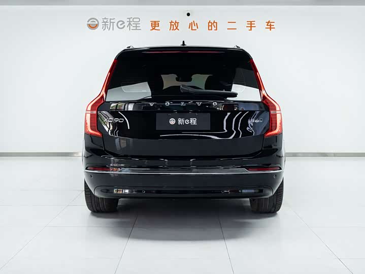 Фото 5 - Volvo XC90