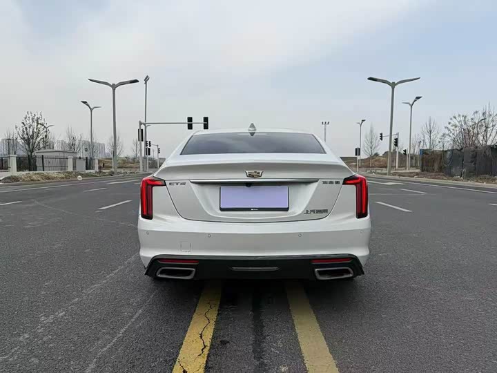 Фото 9 - Cadillac CT5