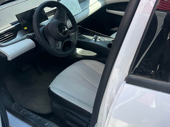 Photo 3 - BYD Seal 05 DM-i Hybrid