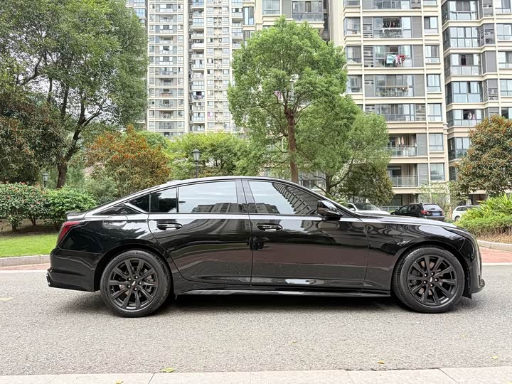 Фото 8 - Cadillac CT5