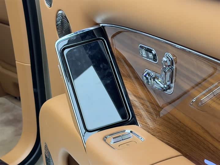 Photo 8 - Maextro S800