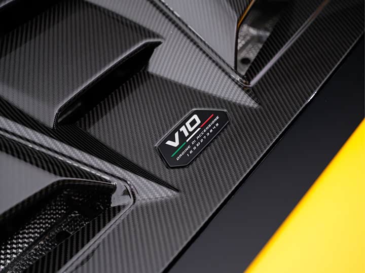 Фото 7 - Lamborghini Huracán