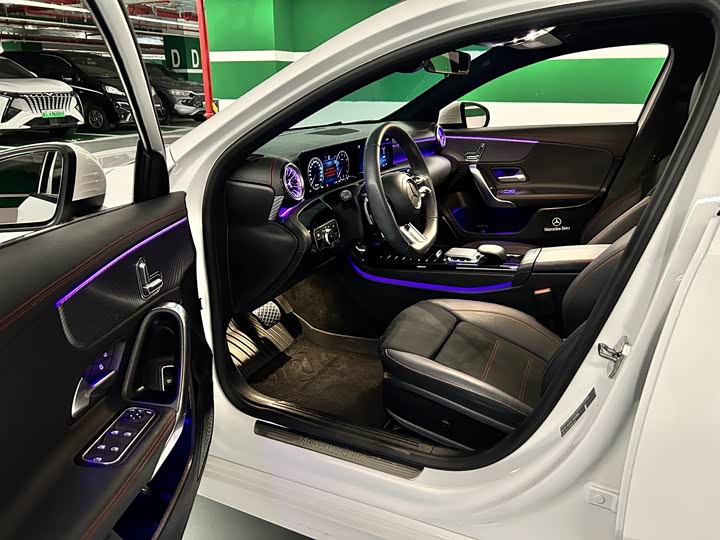 Фото 7 - Mercedes-Benz A-Class