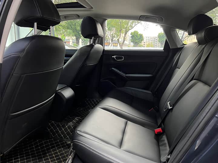 Фото 9 - Honda Civic