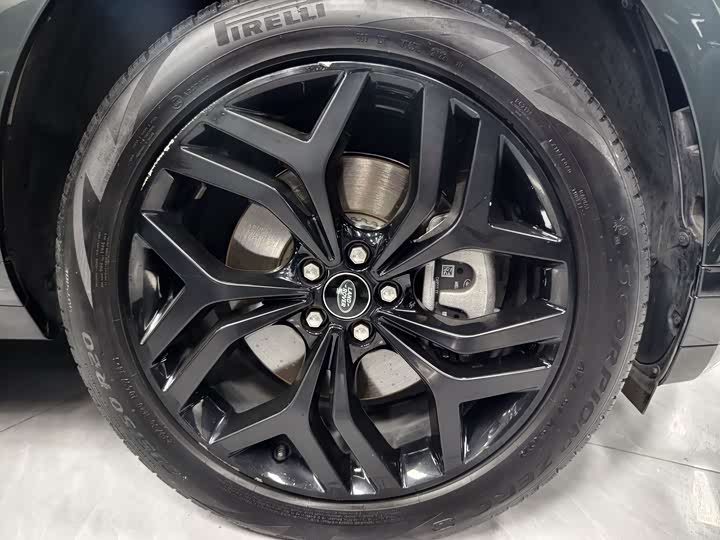 Photo 4 - Land Rover Range Rover Evoque L