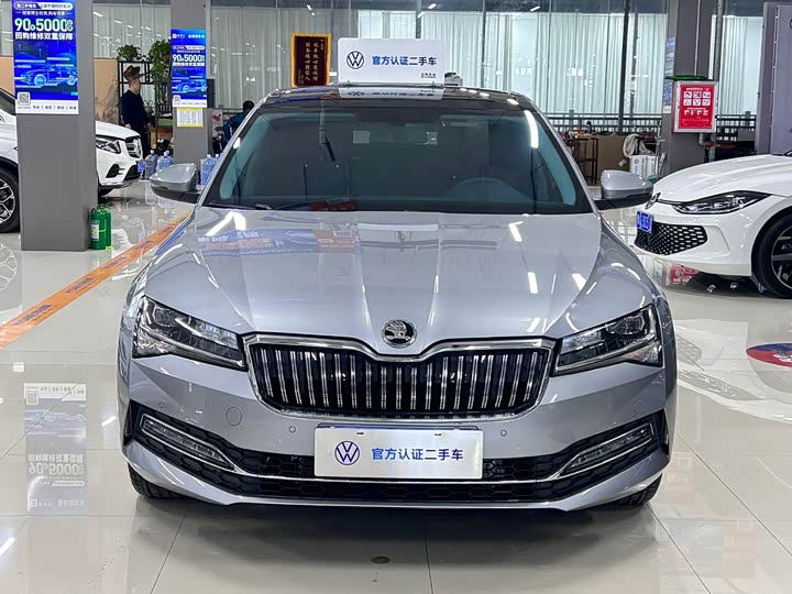 Фото 2 - Skoda Superb