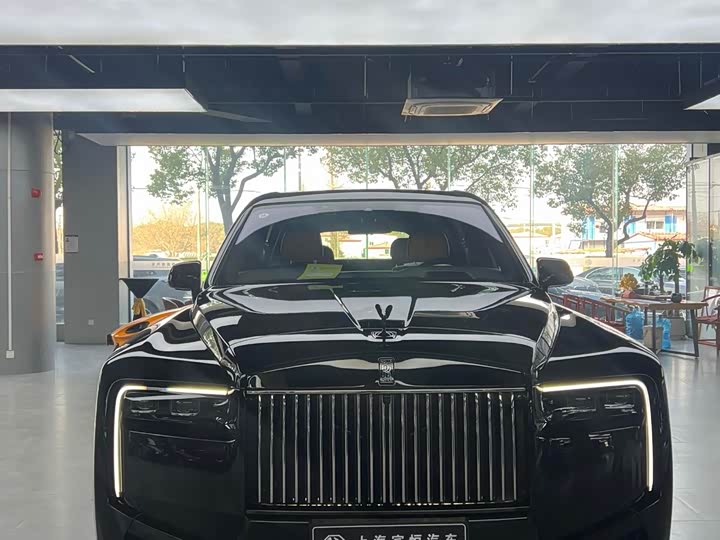 Фото 2 - Rolls-Royce Cullinan