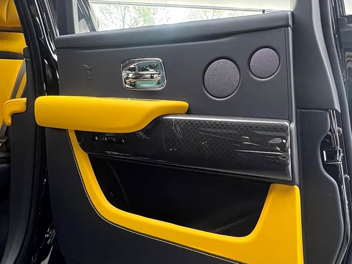 Фото 7 - Rolls-Royce Cullinan