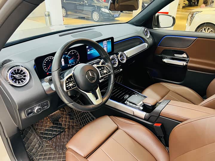 Mercedes-Benz GLB-Class 2022 2022款 GLB 220 动感型