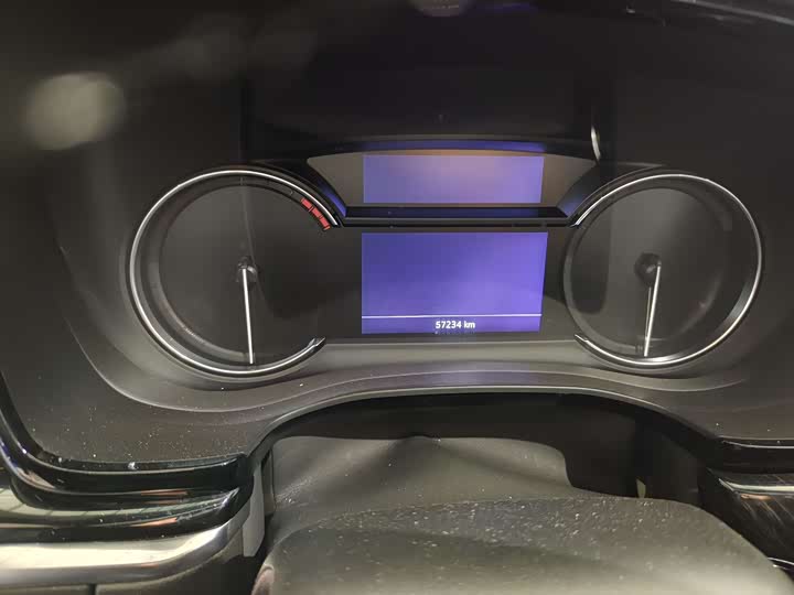 Фото 4 - Cadillac XT6