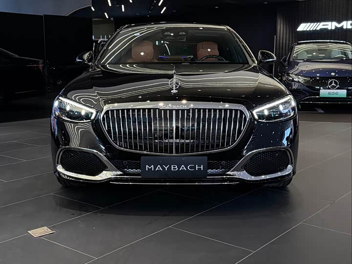 Фото 2 - Mercedes-Benz Maybach S-Class