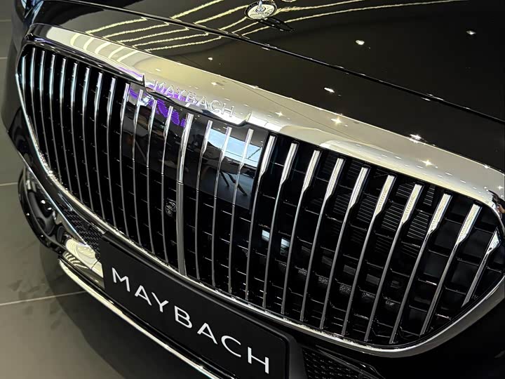 Фото 4 - Mercedes-Benz Maybach S-Class