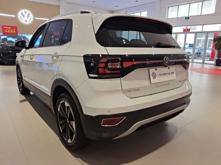 Фото 3 - Volkswagen Tacqua