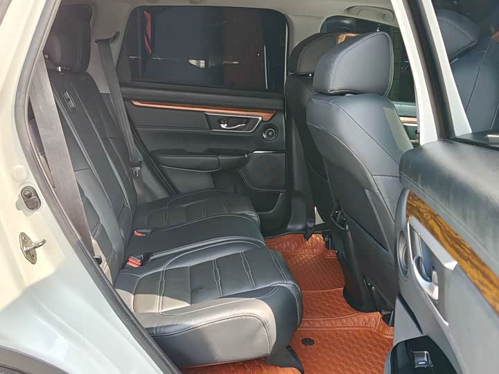 Фото 9 - Honda CR-V