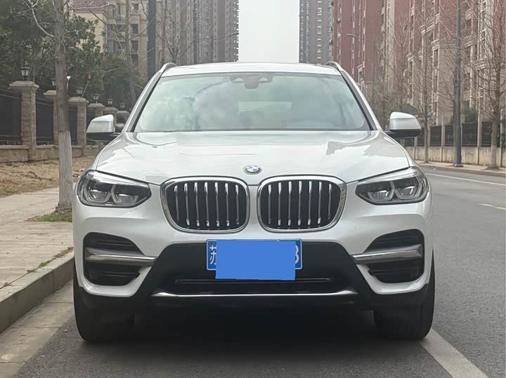 Фото 2 - BMW X3