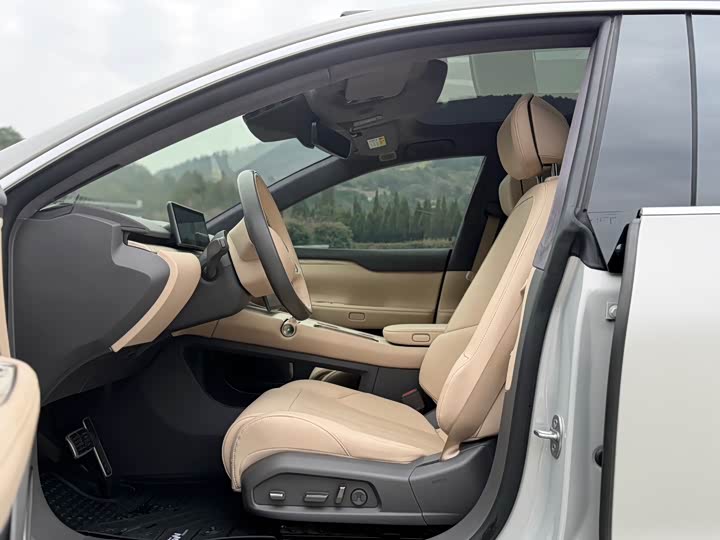 Фото 6 - Nio ET7