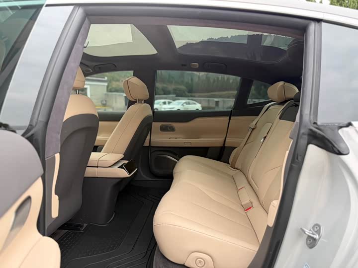 Фото 8 - Nio ET7