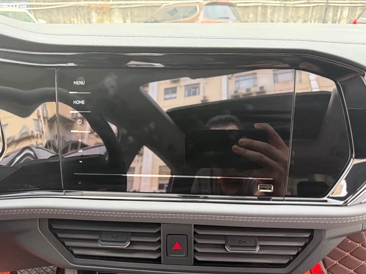 Фото 8 - Volkswagen Sagitar L