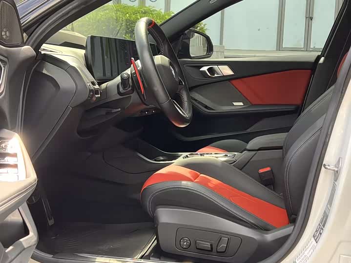 Фото 6 - BMW 2 Series