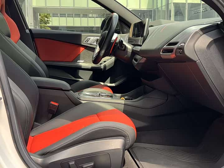 Фото 7 - BMW 2 Series